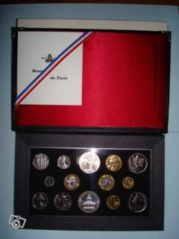 Coffret_FDC_1989jpg_260_350.jpg