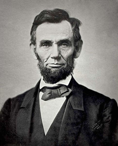 abrahamas-lincolnas-51239889be2d1.jpg.7ac1c590772c3547c804faf4e37aeb5a.jpg