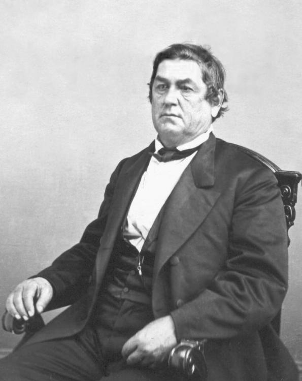 5c07042d46f8f_HunterRobert.thumb.jpg.fe5a554d596050b6475c6892113660d7.jpg
