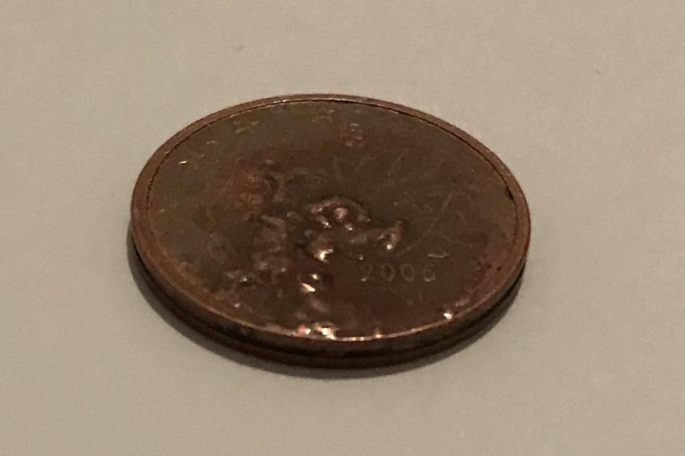 Centime d’euro fauté??? 2 centimes 2015 - Fautés - Forums Numismatique.com