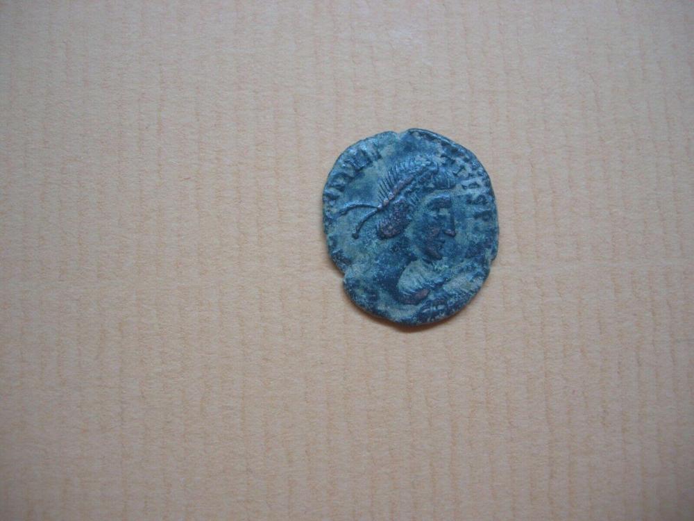 monnaie antique romaine 1-2 .jpg