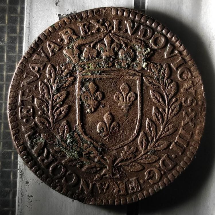 1867948609_jeton2.thumb.jpg.5c79f2048124c76adf5b4016dc7ca79b.jpg