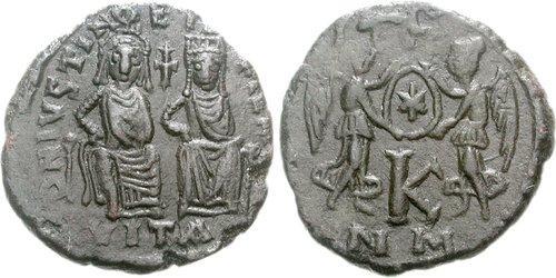 20_Nummi__Half_Follis_-_Justin_II_with_Sophia_-_Carthage.jpg.49a28438c628c21661842b6f01accfb3.jpg